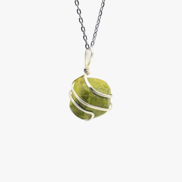 peridot pendant tumbled