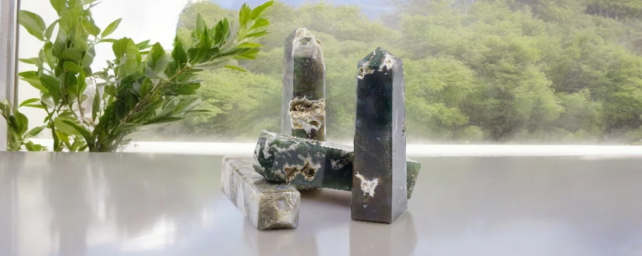Wholesale Moss Agate Tower