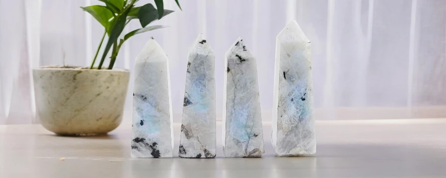 Wholesale Rainbow Moonstone Tower