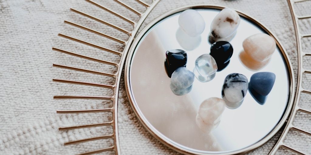 A True Aries Can’t Resist These 10 Powerful Healing Crystals